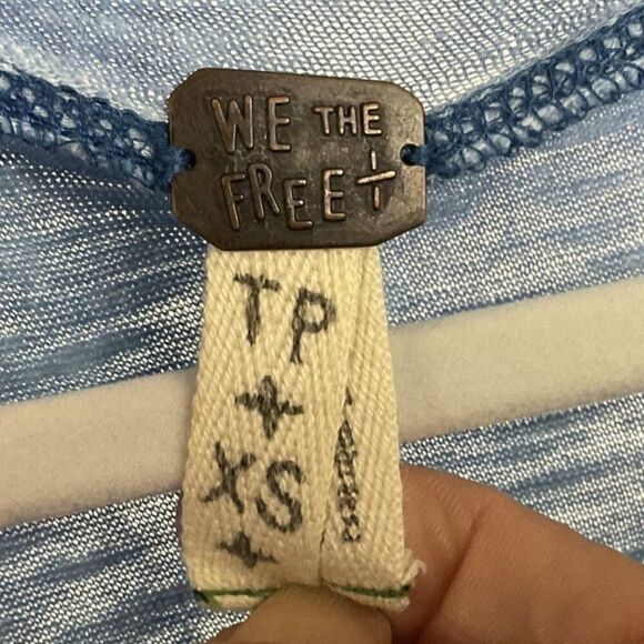 NWOT We The Free Breezy Oversized Blue Burnout Sleeveless Tank, Raw Hem, XS - Picture 5 of 9